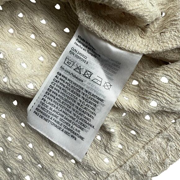 H&M Cream Eyelet Crop Top Blouse Embroidered Button Down Size M Boho 90's Y2K - Picture 4 of 6